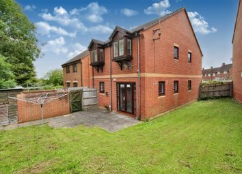 Thumbnail 1 bed flat to rent in Hillside Close, Alton, Hampshire