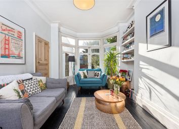 Thumbnail 2 bedroom flat for sale in Fernleigh Road, London