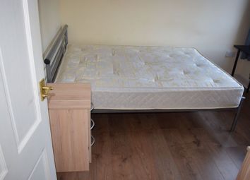 Thumbnail Shared accommodation to rent in Oakley Square, London