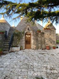 Thumbnail Property for sale in Locorotondo, Puglia, 70010, Italy