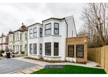3 Bedroom End terrace house for rent
