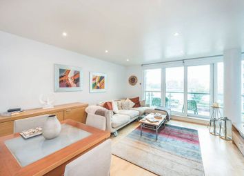 1 Bedrooms Flat to rent in St. George Wharf, London SW8