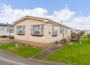 Thumbnail 2 bed mobile/park home for sale in Willowbrook Park, Lancing