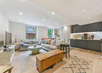 Thumbnail Flat for sale in Venice Court, Crompton Street, Paddington