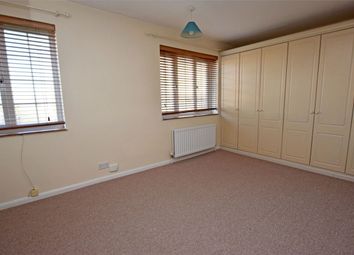 2 Bedroom Semi-detached house for rent