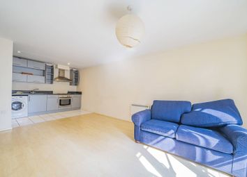 Thumbnail 2 bedroom flat to rent in Drayton Park, Highbury, London