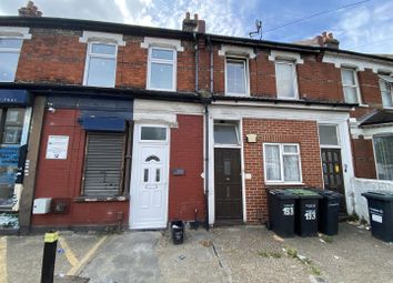 Thumbnail 2 bed flat to rent in Old Road West, Gravesend