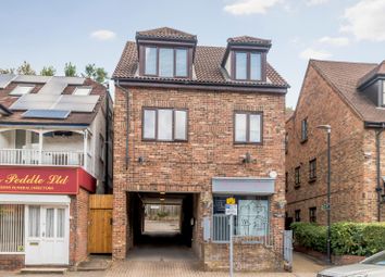 Thumbnail Flat for sale in Lower Road, Chorleywood, Rickmansworth