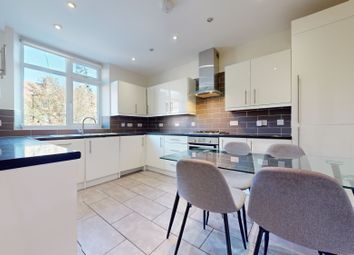Thumbnail 4 bedroom flat to rent in Finchley Road, St Johns Wood