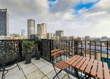 2 Bedrooms Flat for sale in The Levers, 2-16 Amelia Street, London SE1