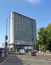 Thumbnail Office to let in Tolworth Tower, Tolworth Broadway, Tolworth, Surbiton