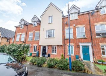 3 Bedrooms Terraced house for sale in Lacock Gardens, Maidstone, Kent ME15