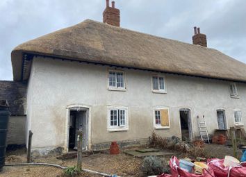 Thumbnail Cottage to rent in Bransbury, Barton Stacey, Winchester