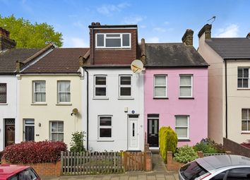 2 Bedroom Terraced house for rent