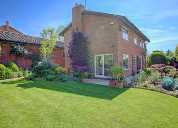4 Bedrooms Detached house for sale in The Laffords, Bradfield Southend, Reading RG7