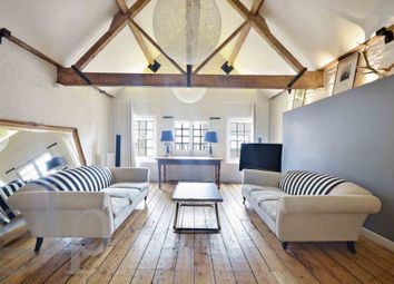 Thumbnail 2 bed town house for sale in Neal Street, London