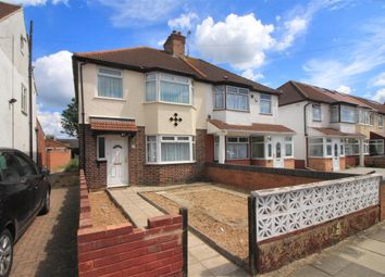 3 Bedrooms End terrace house to rent in Basildene Road, Hounslow TW4