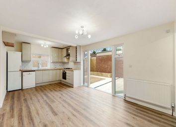 Thumbnail Bungalow to rent in Allingham Close, Hanwell