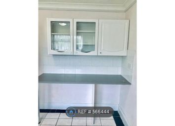 3 Bedroom Semi-detached house for rent
