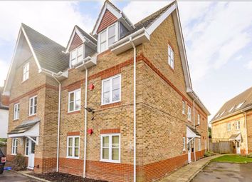 Thumbnail 2 bed flat to rent in Hanworth Road, Hampton