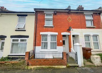 Thumbnail 3 bed town house for sale in Victoria Road, Chatham, Kent