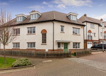 5 Bedroom Semi-detached house for sale