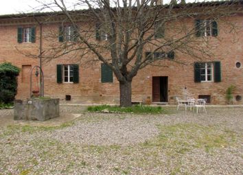 Thumbnail 6 bed apartment for sale in Siena, Umbria, 052032, Italy