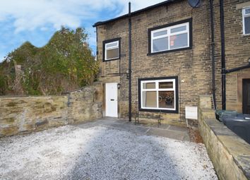 3 Bedrooms Cottage to rent in Union Yard, Idle, Bradford BD10