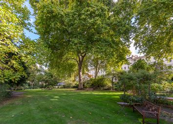 Thumbnail 5 bedroom maisonette for sale in Eccleston Square, London