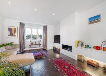 Thumbnail 4 bedroom property for sale in Clapham Court Terrace, Kings Avenue, London