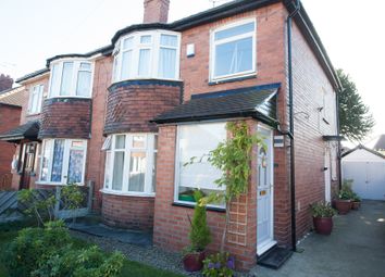 3 Bedrooms Semi-detached house for sale in Orion Crescent, Leeds LS10