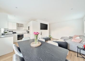 Thumbnail 1 bed flat for sale in Bornedene, Potters Bar, Hertfordshire