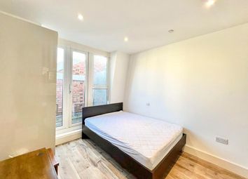 Thumbnail Studio to rent in Kilburn High Road, London