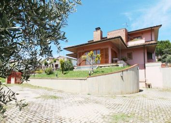 Thumbnail 3 bed villa for sale in Teramo, Castellalto, Abruzzo, Te64020