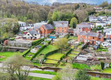 Thumbnail Cottage for sale in Canal Side, Froncysyllte, Llangollen