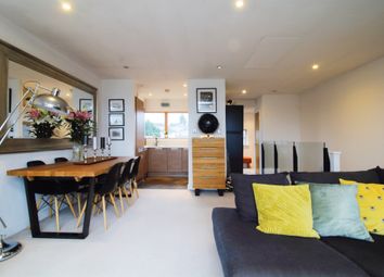 Thumbnail Penthouse for sale in Bath Road, Worcester