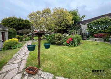 Thumbnail 2 bed detached bungalow for sale in Steynton Road, Milford Haven, Pembrokeshire.