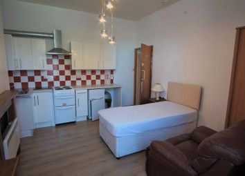 Thumbnail 1 bed flat to rent in Podsmead Road, Linden, Gloucester