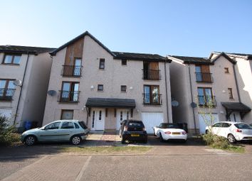 4 Bedroom Semi-detached house for rent
