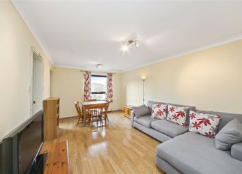 2 Bedrooms Flat to rent in Ferry Street, London E14
