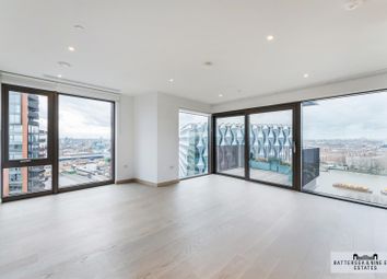 Thumbnail Flat to rent in 1 Viaduct Gardens, London