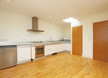 Thumbnail 1 bed flat to rent in Upper Richmond Road West, London