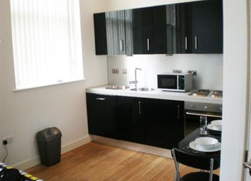 Thumbnail Studio to rent in Hanover House, Little Germany