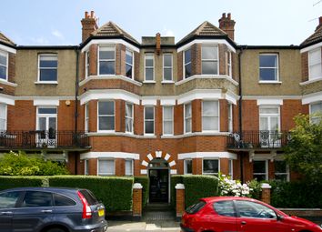 Thumbnail 3 bed flat to rent in Alwyne Road, London