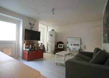 Thumbnail 2 bed flat to rent in Chatsworth Road, London