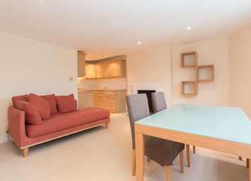 Thumbnail Flat to rent in Mecklenburgh Square, London