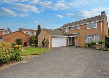 Thumbnail Detached house for sale in Cardinal Way, Locks Heath