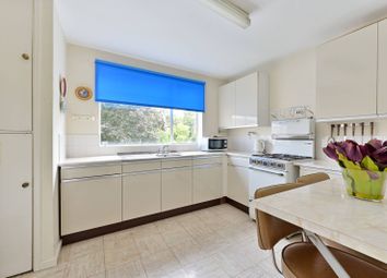 Thumbnail 2 bedroom flat for sale in Daylesford Avenue, Putney, London