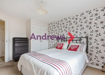 2 Bedrooms Flat for sale in Green Lane, London SW16