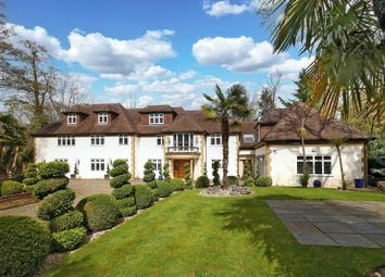 Thumbnail Country house for sale in Fulmer Drive, Gerrards Cross